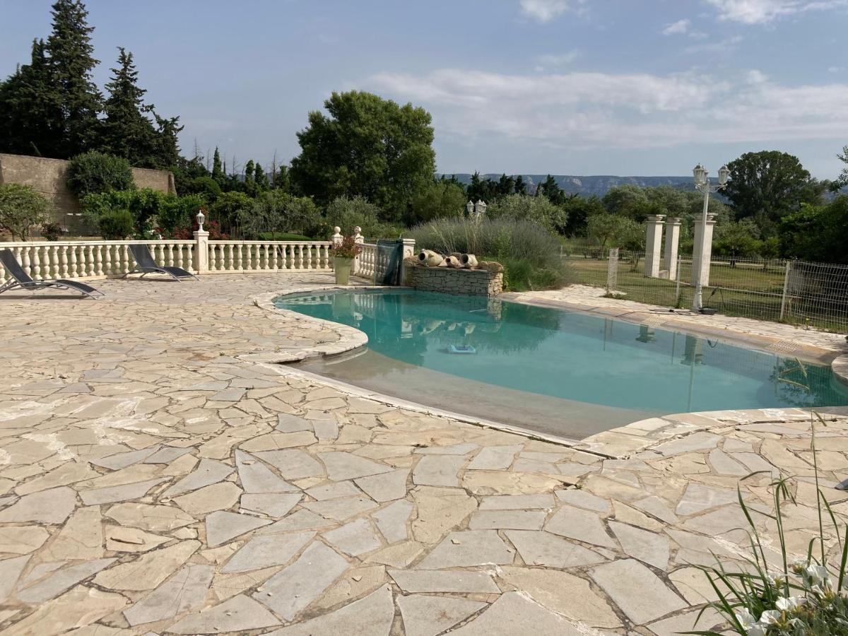 Auberge Les Olivades Mallemort Exterior photo