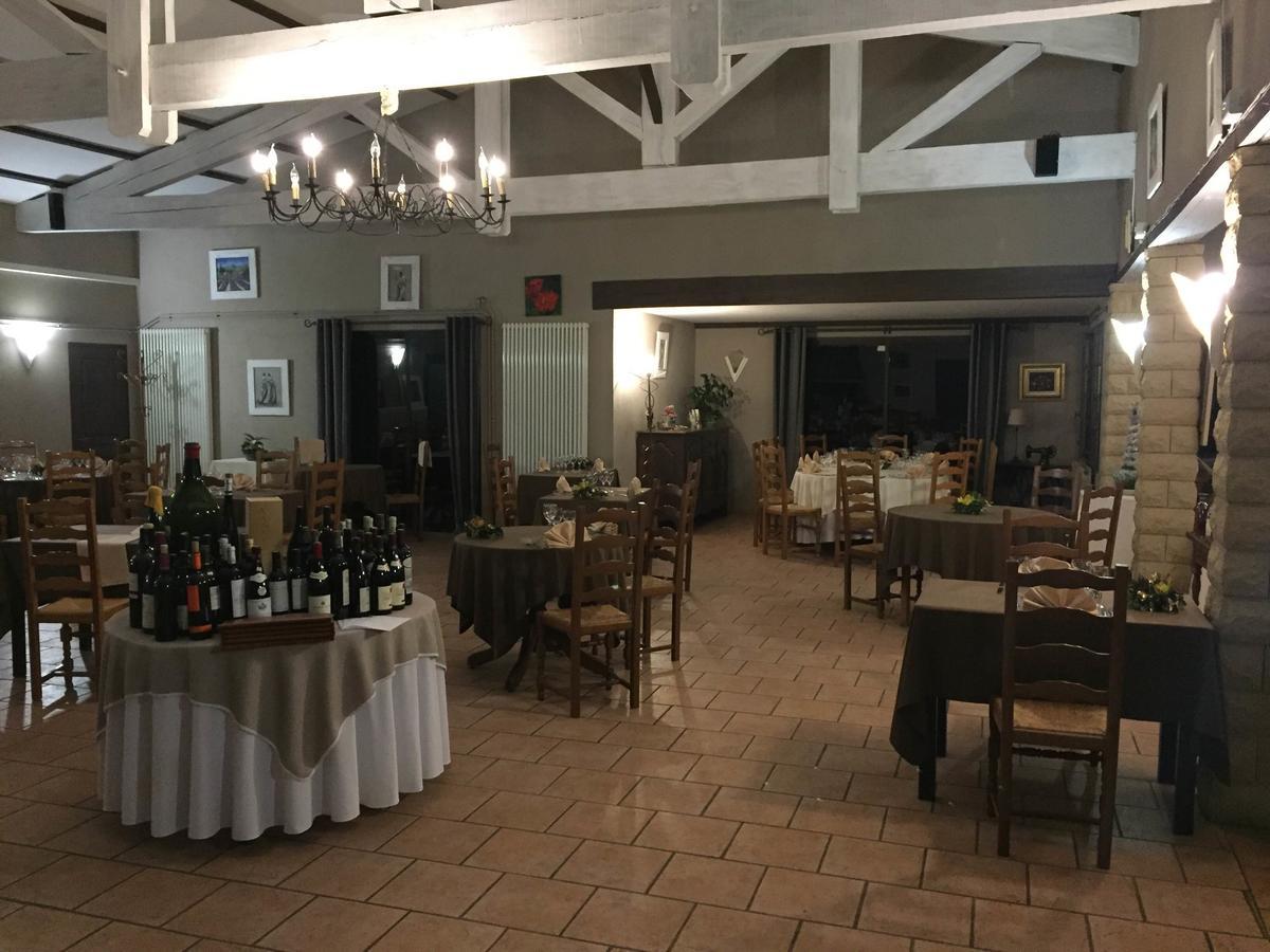 Auberge Les Olivades Mallemort Exterior photo